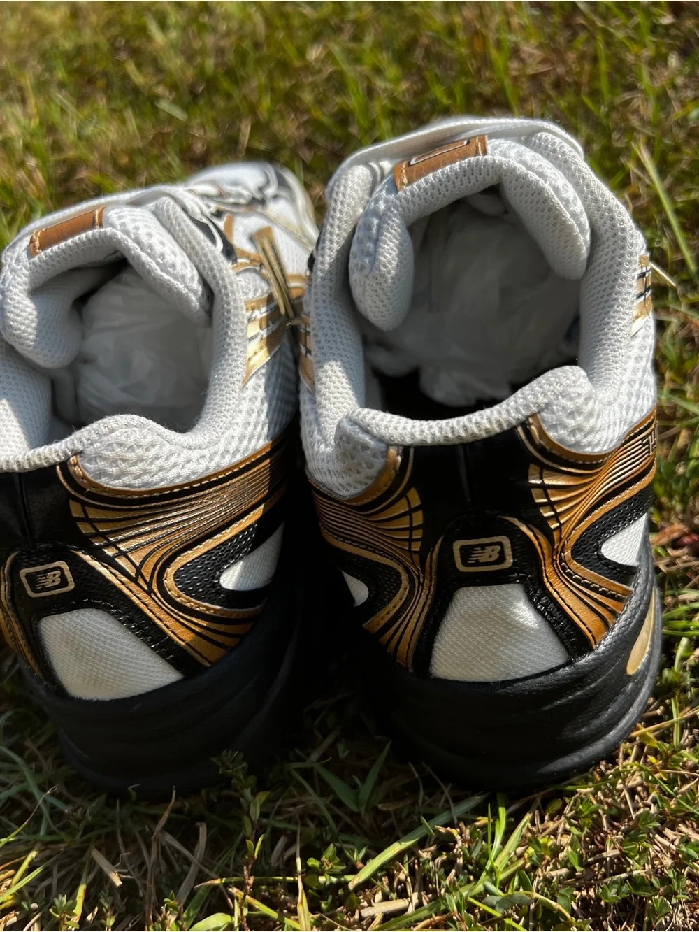 CLEAN New Balance size 11 Womens 740 Gold White Running shoes